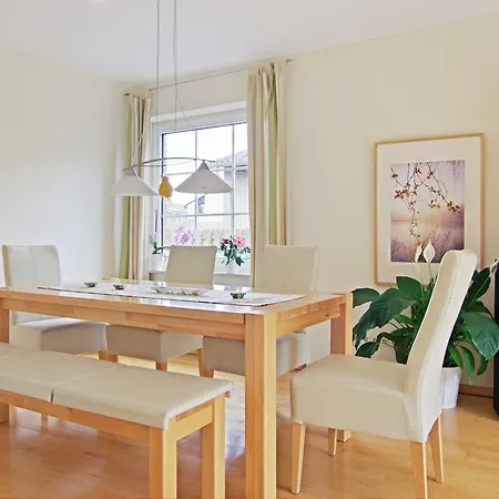 Private Rooms Hannover - Room Agency Homestay *
