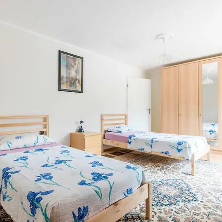 Private Rooms Hannover - Room Agency Homestay